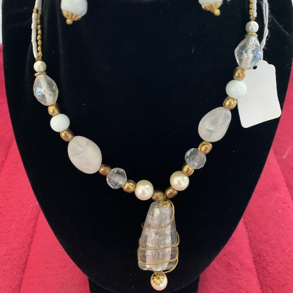 Pretty Bead Necklace and Earrings